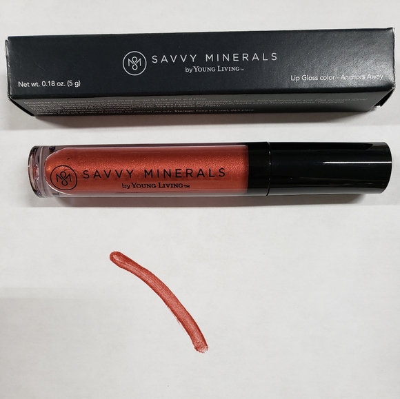 Savvy Minerals Makeup Young Living Lip Gloss 4 Tubes Anchors Away
